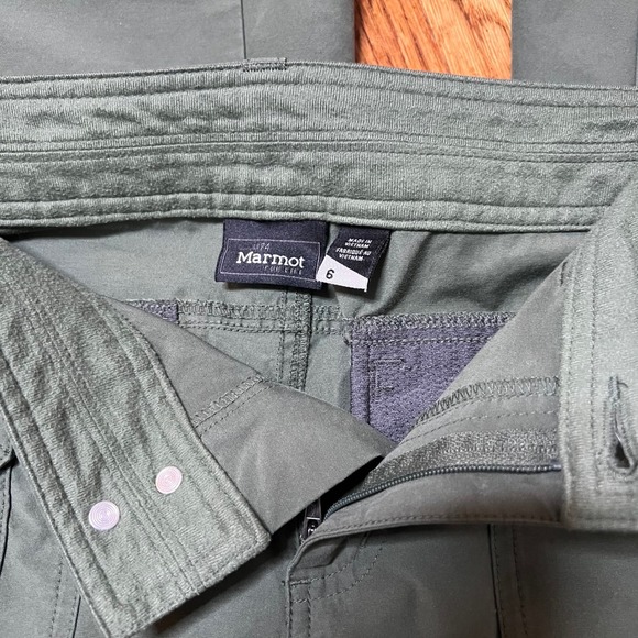 Marmot Hiking Pants Convertable Roll Tab Green Stretch Pockets Women's Size 6 - Picture 8 of 9